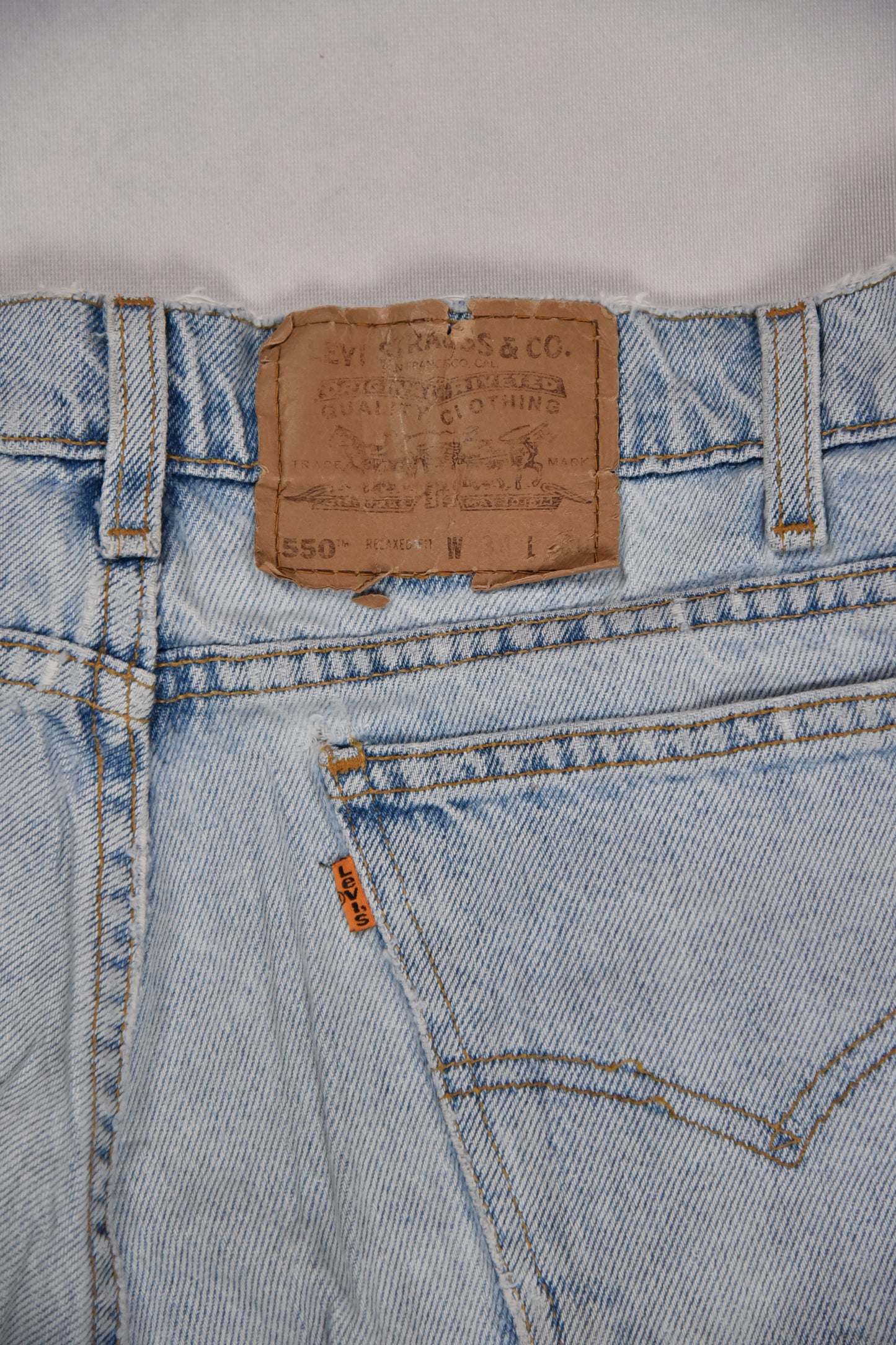 Jeans Levi's 550 Orange Tab Cropped Made in USA Vintage / 34