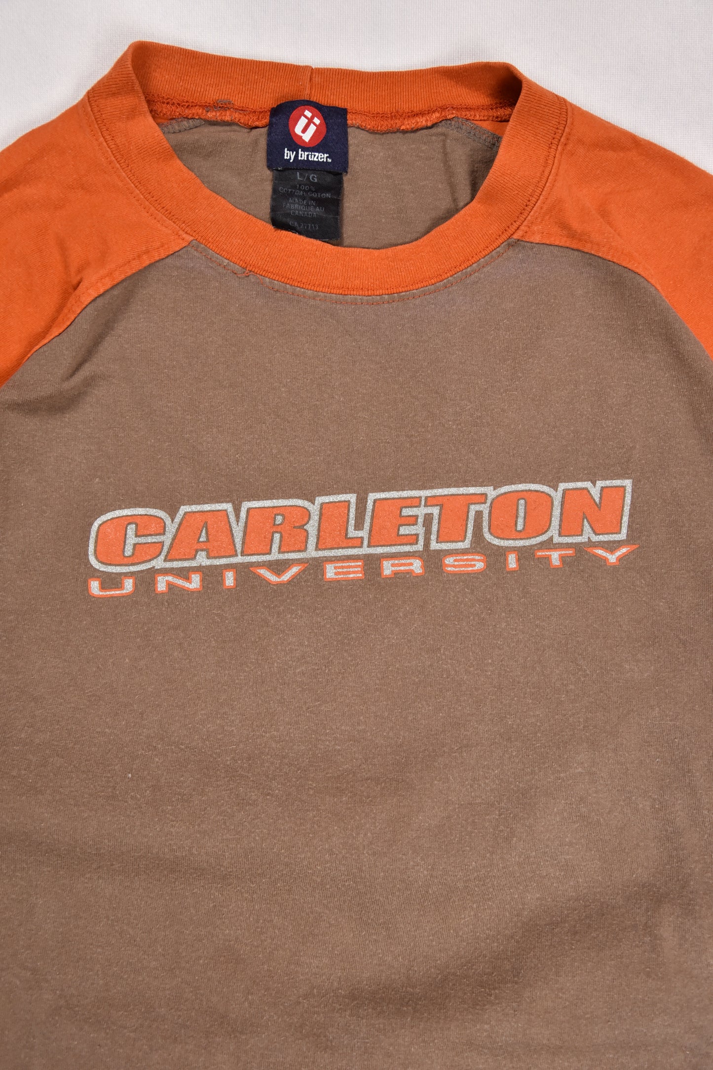 Vintage "CARLETON UNIVERSITY" T-Shirt / L